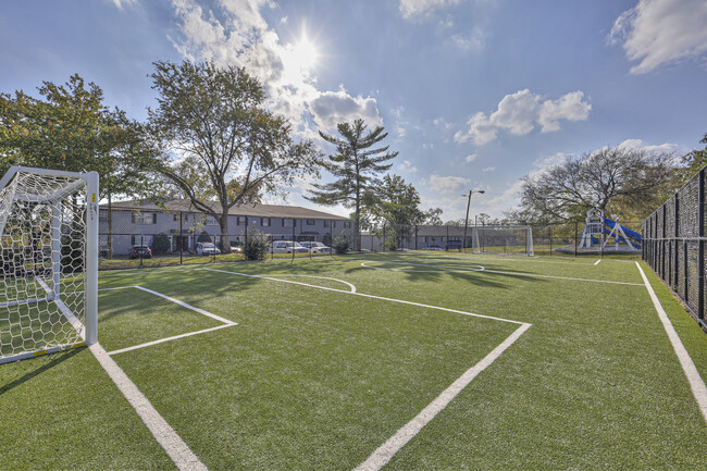 Building Photo - 4646 Nolensville Pk