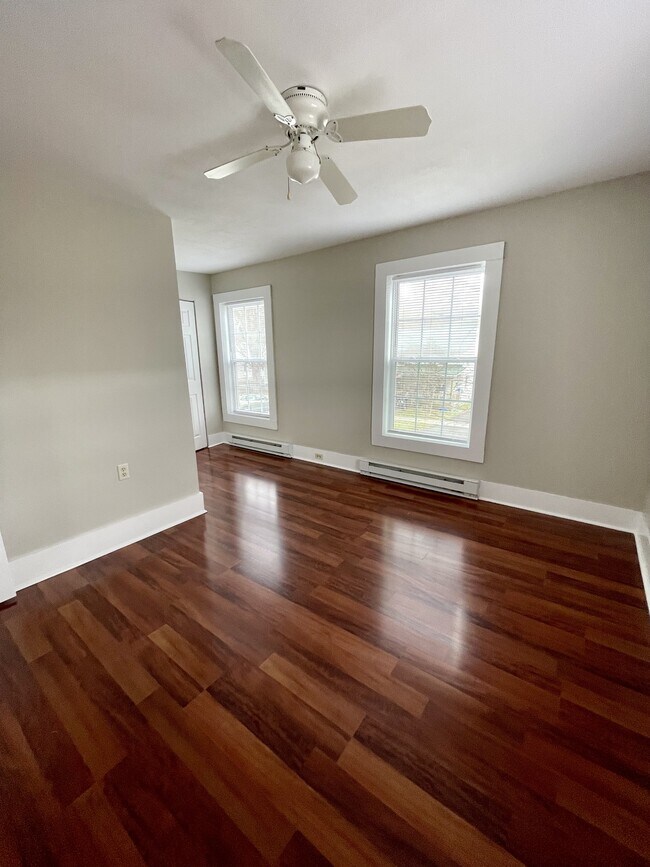 Building Photo - 22 East Ave