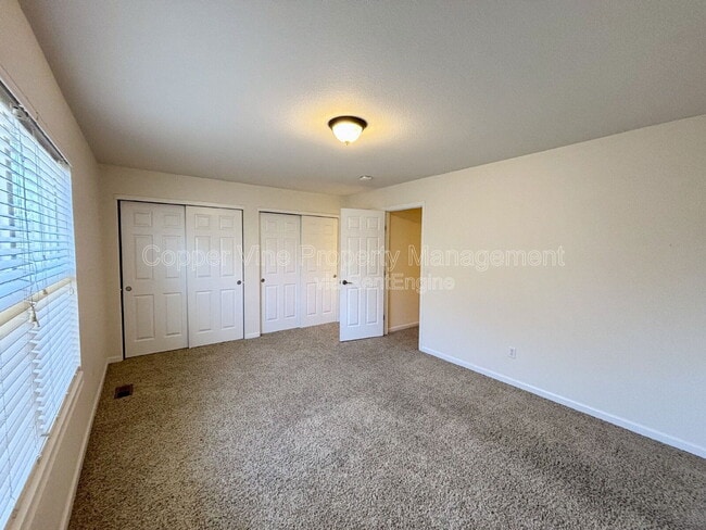 Building Photo - 12920 Vallejo Cir
