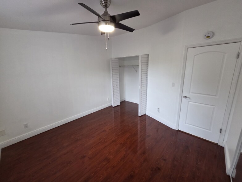 Building Photo - 20845 Grouper Dr