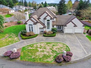 Building Photo - Extravagant Custom Home in Olympia