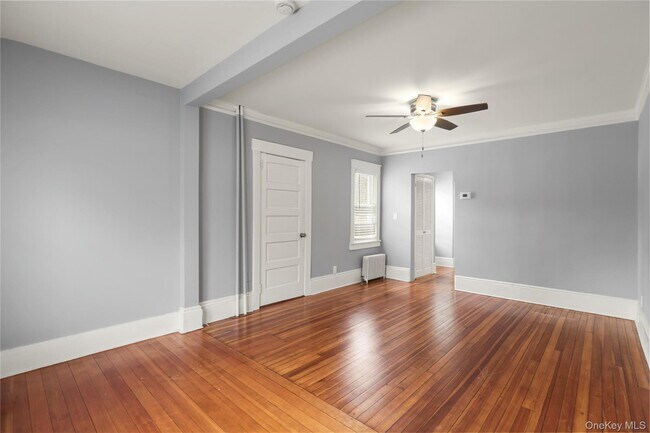 Building Photo - 559 Bedford Rd