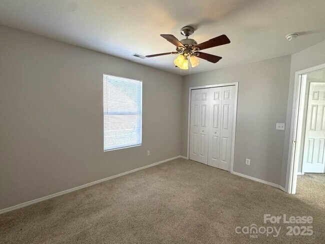 Building Photo - 10942 Dry Stone Dr