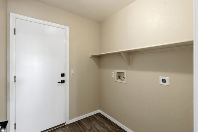 Building Photo - 2525 E Camino St