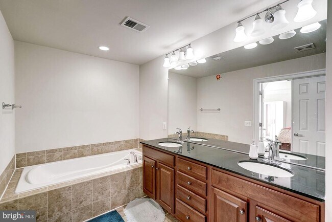 Building Photo - 42749 Wilmar Square