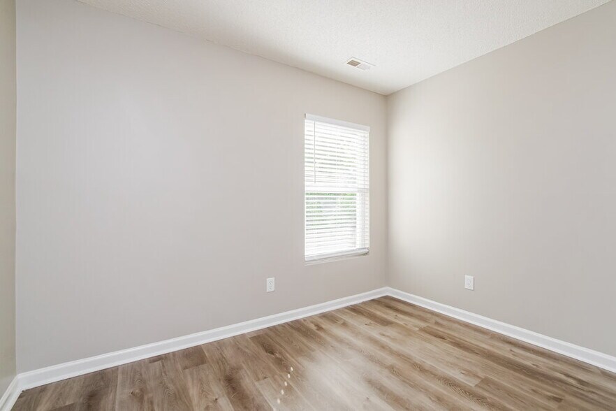 Building Photo - 2613 Quarry Ridge Ln