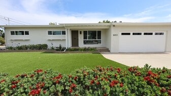 Building Photo - 8851 Geraldine Ave