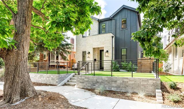 Primary Photo - 909 Madison St