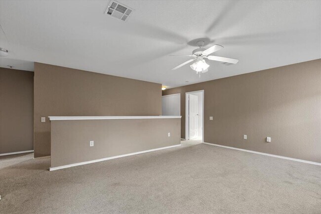 Building Photo - 5621 Abby Ann Ln