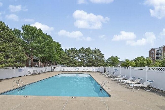 Building Photo - 100 Boatswains Wy