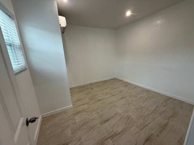 Building Photo - 310 Washington Ave