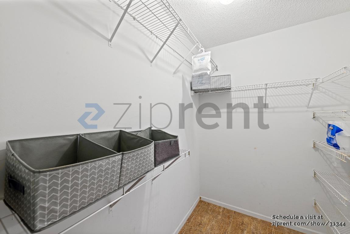 Building Photo - 2502 Foxworth Dr