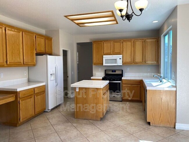 Building Photo - 29403 Via Espada