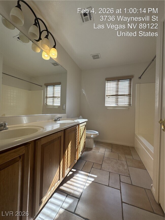 Building Photo - 3736 Waynesvill St