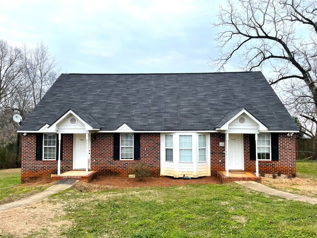 Building Photo - 1028 Cherry Hills Ct