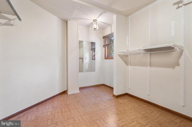 Building Photo - 15729 Holly Grove Rd