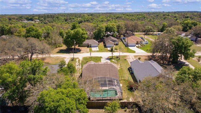 Building Photo - 40045 Palm St