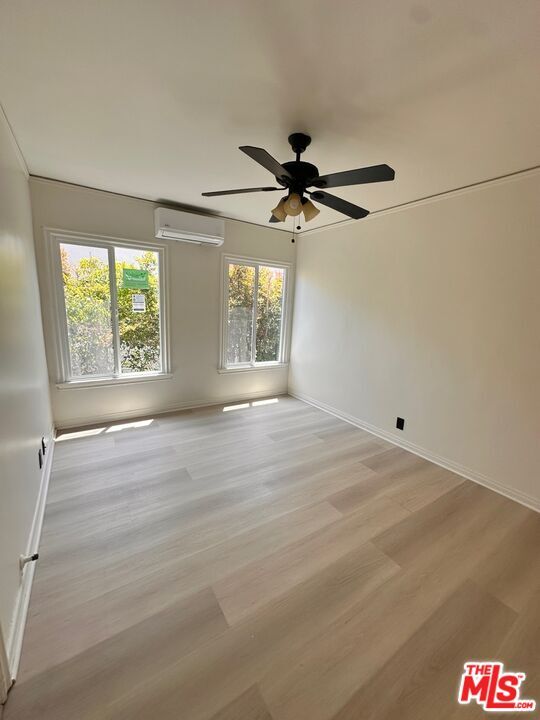 Building Photo - 4950 Beverly Blvd
