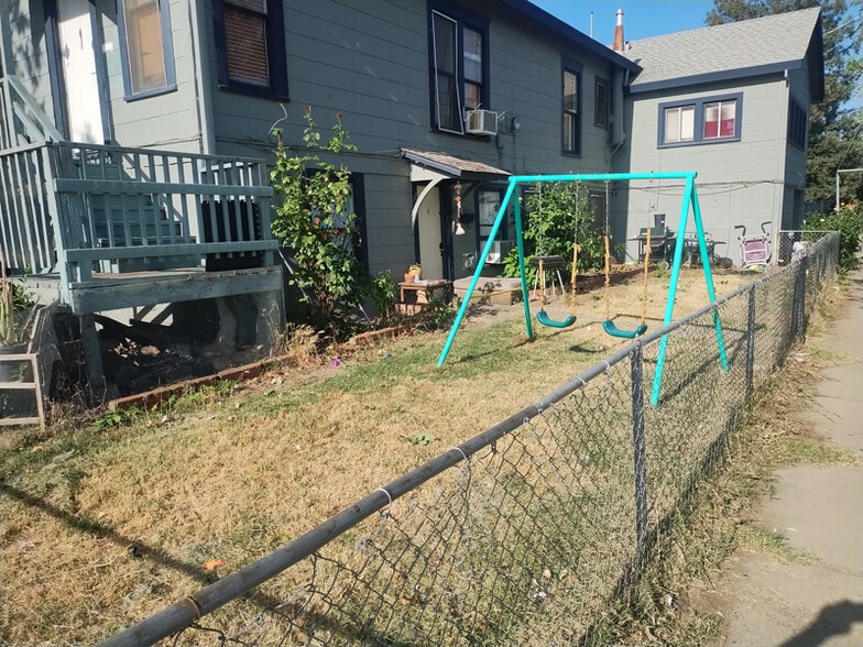 Primary Photo - 702 14th St