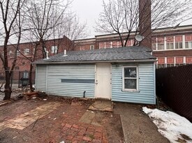 Building Photo - 247 Inslee Pl