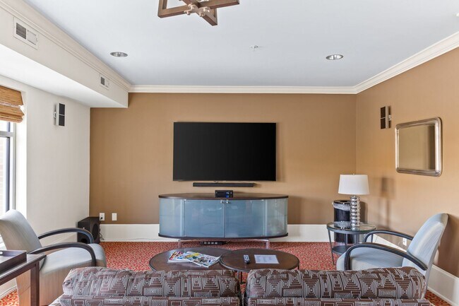 Building Photo - Mayfaire Townview 1 Bed/2 Bath + Bonus Room, Second Floor, Balcony