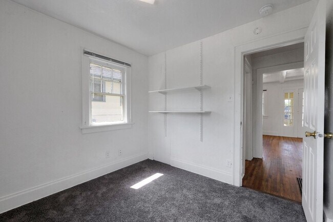 Building Photo - Spacious 4BR House in Greeley
