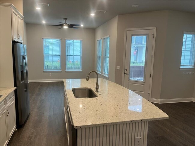 Building Photo - 474 Wishbone Ln