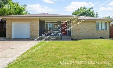 Building Photo - 2817 S Irvington Ave