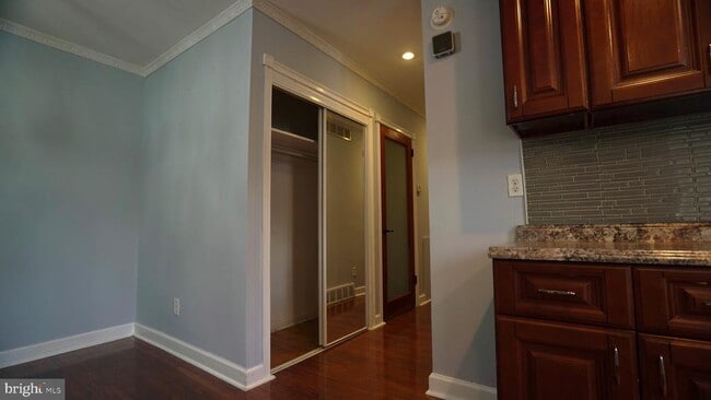 Building Photo - 1600 Fox Chase Rd
