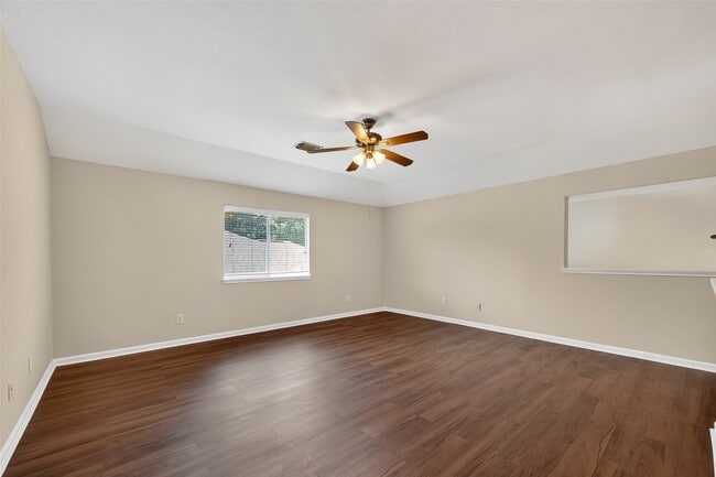 Building Photo - 2711 Shallow Falls Ct