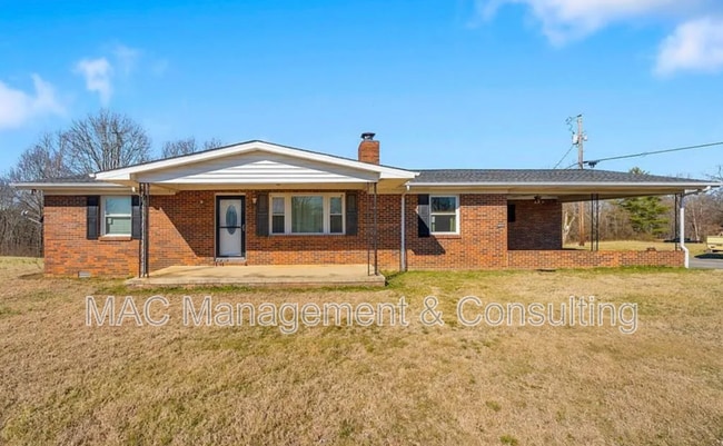 Primary Photo - 4680 S Grundy Quarles Hwy