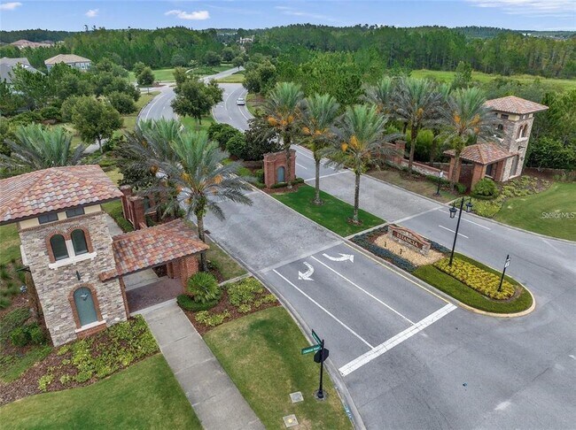 Building Photo - 5005 San Martino Dr