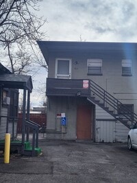 Building Photo - 915 Willow St