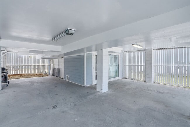 Building Photo - Fully Furnished Home on Tybee Island for Lease!