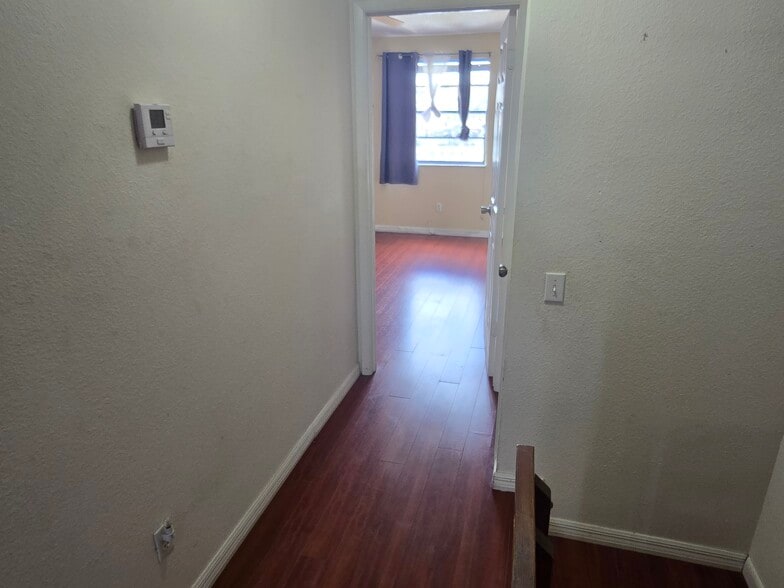 Building Photo - 12608 Castle Hill Dr