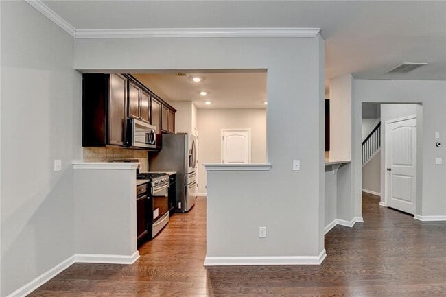 Building Photo - 7325 Heritage Oak Ct