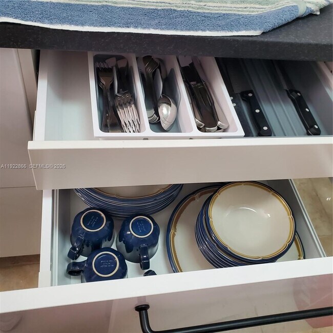 Building Photo - 9978 N Belfort Cir