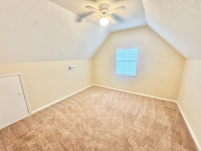 Building Photo - 4 Bedroom Home in Georgetown – Savannah, GA