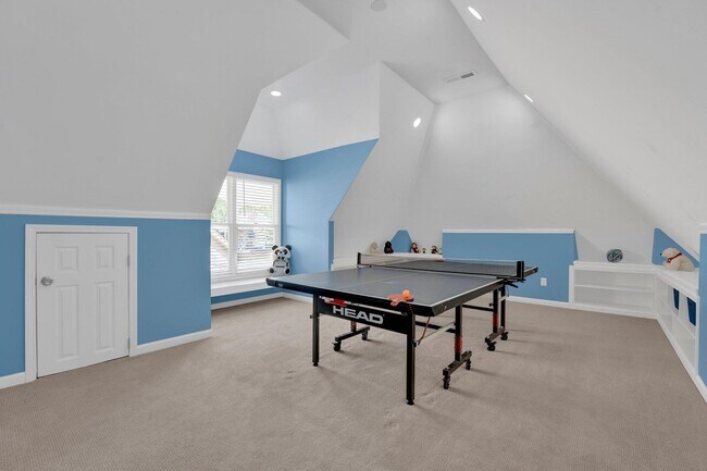 Building Photo - 1331 Riding Brook Dr