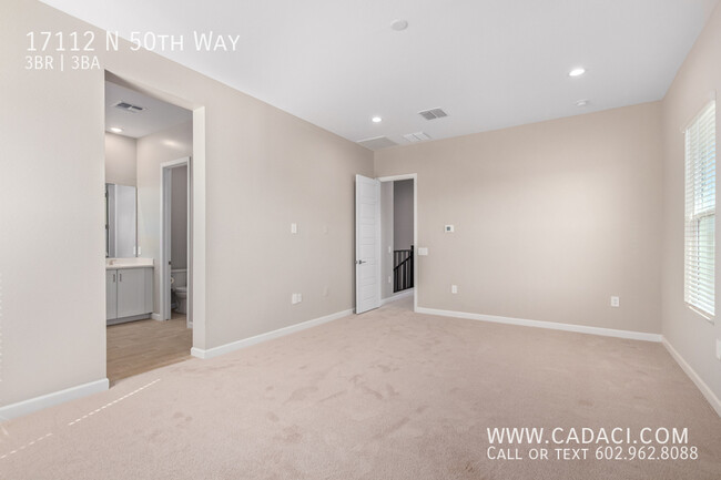 Building Photo - 17112 N 50th Way