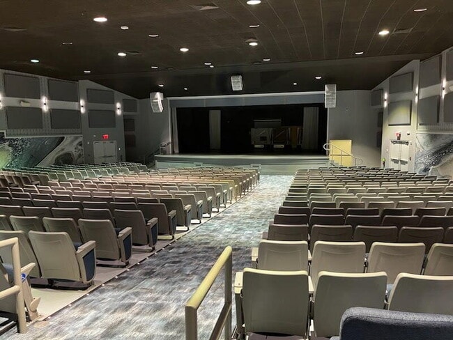 Building Photo - 14111 Royal Vista Dr