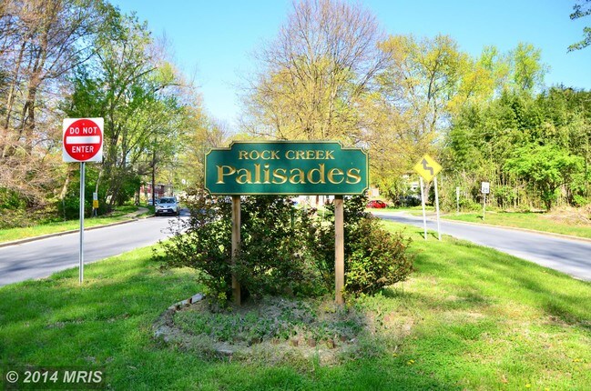 Building Photo - 11323 Palisades Ct