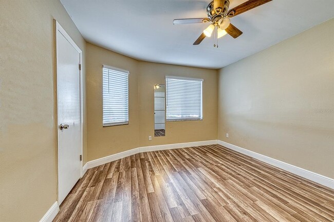 Building Photo - 283 Gardner Ln