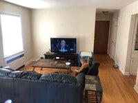 Building Photo - 512-524 E Henry Clay St - 12 Family