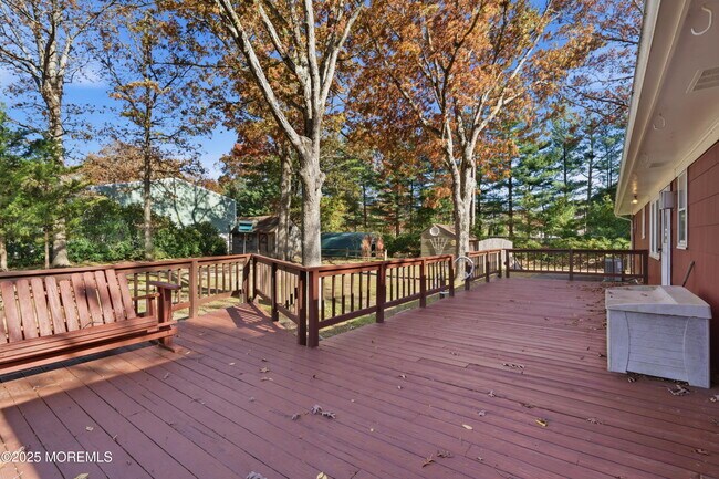 Building Photo - 218 Holly Ave