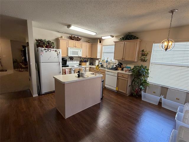 Building Photo - 1203 Mallard Dr