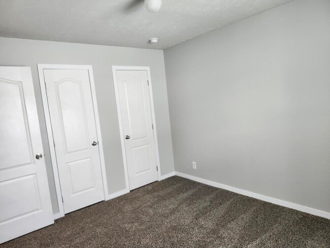 Building Photo - 46 Parakeet Hill Dr
