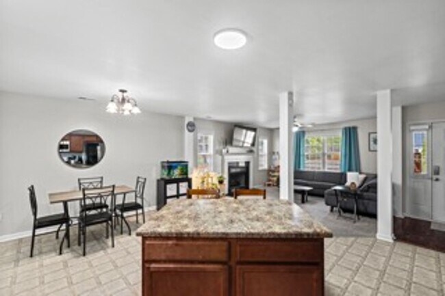 Building Photo - Lifestyle Focused