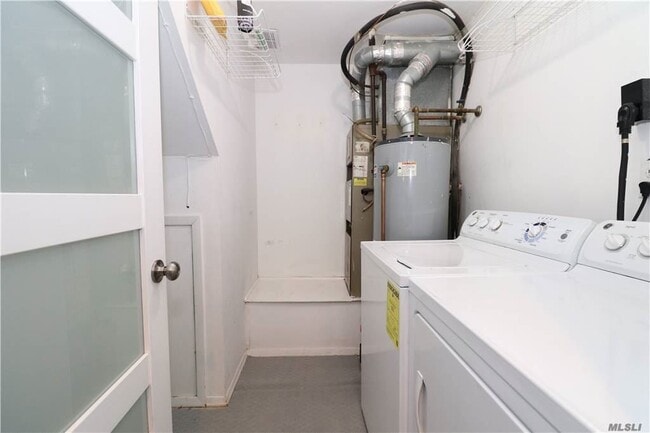 Building Photo - 36 Sagamore Hills Dr