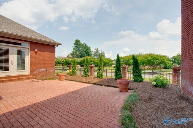 Building Photo - 3017 Brunswick Cir SE
